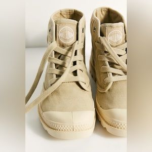 Palladium Pampa Hi Canvas Boots